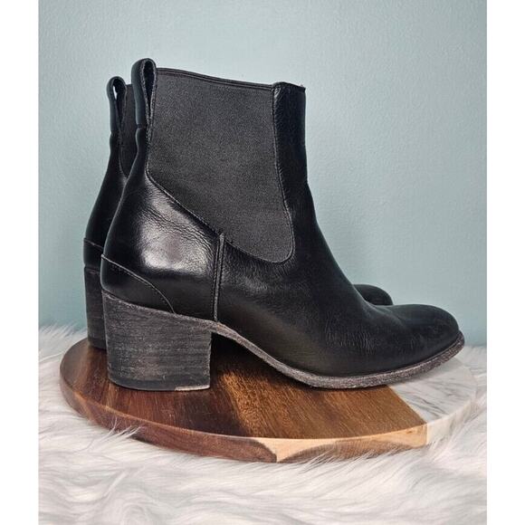 Ariat Two24 Wilder Black Heeled Boot 10024778 - Picture 9 of 16